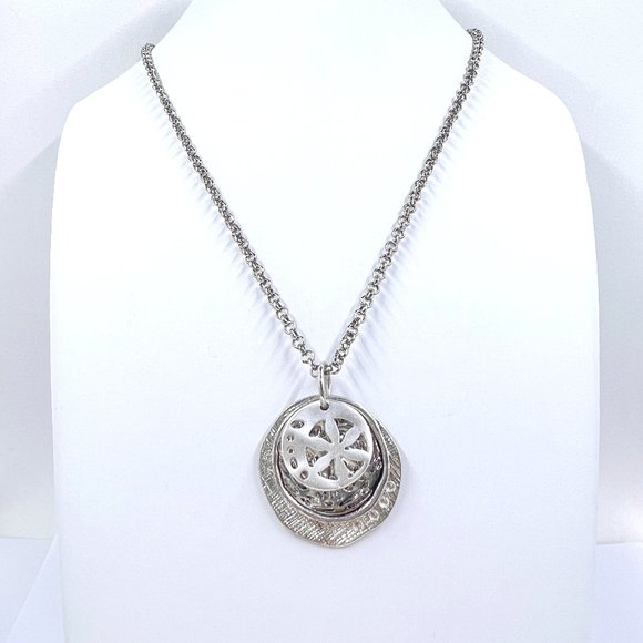 NWT – CJ & Banks – Starfish & Sand Dollar Pendant Silver Tone 20” Necklace - Picture 3 of 9